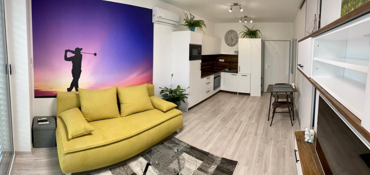 Apartmán Golf Hruba Borsa Exteriér fotografie